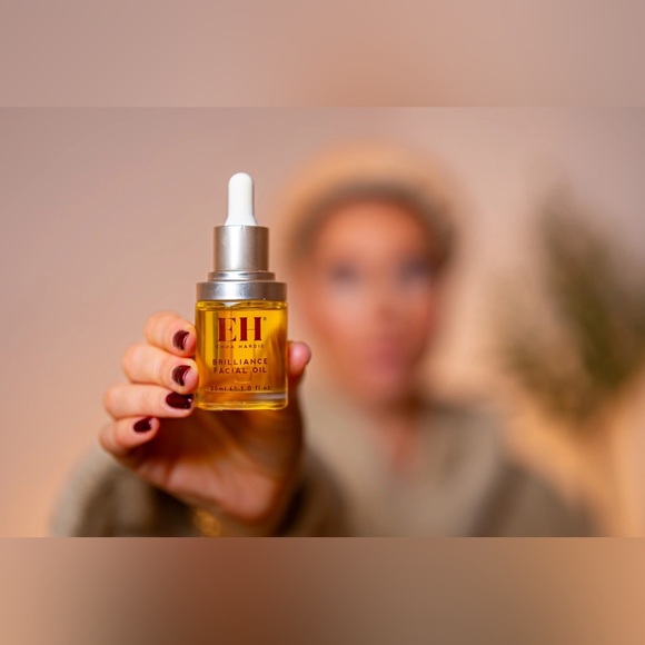 NIB Emma Hardie Brilliance Facial Oil overnight Treatment - Picture 3 of 10
